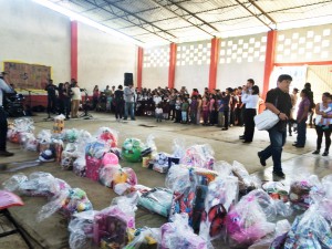 Niños de Comaxilhuatla y Xivizil