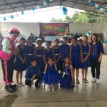 Imagen Voluntariado UV presente en la graduación de los niños de primaria de la comunidad de Atecaxil